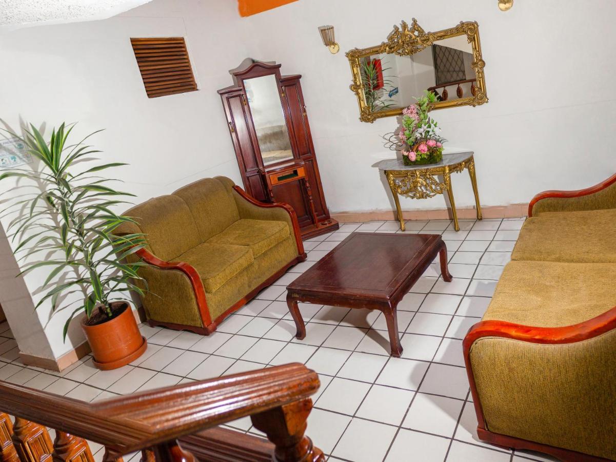 Hotel Cisne كوينكا المظهر الخارجي الصورة