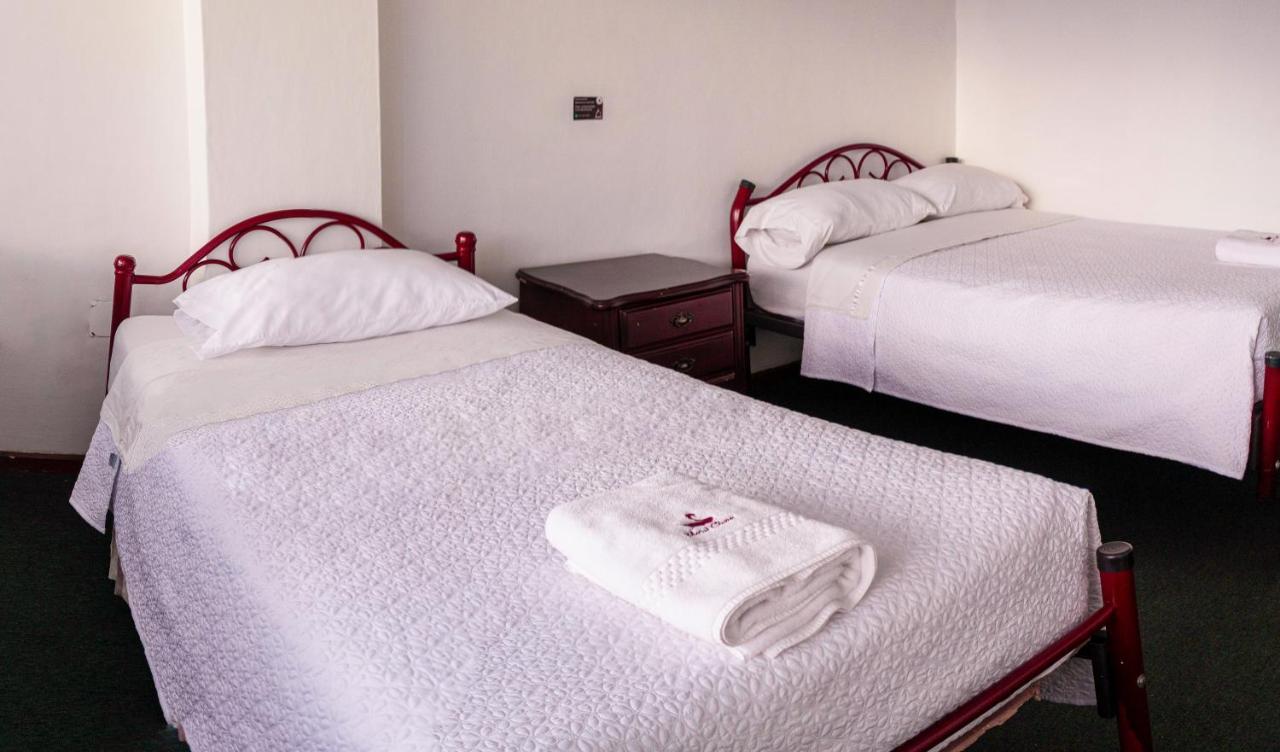 Hotel Cisne كوينكا المظهر الخارجي الصورة