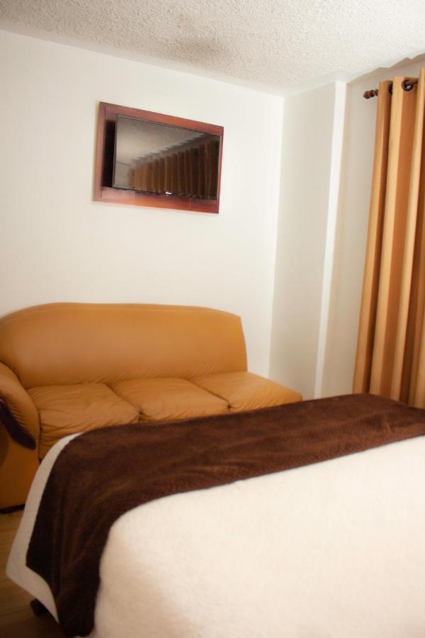 Hotel Cisne كوينكا المظهر الخارجي الصورة
