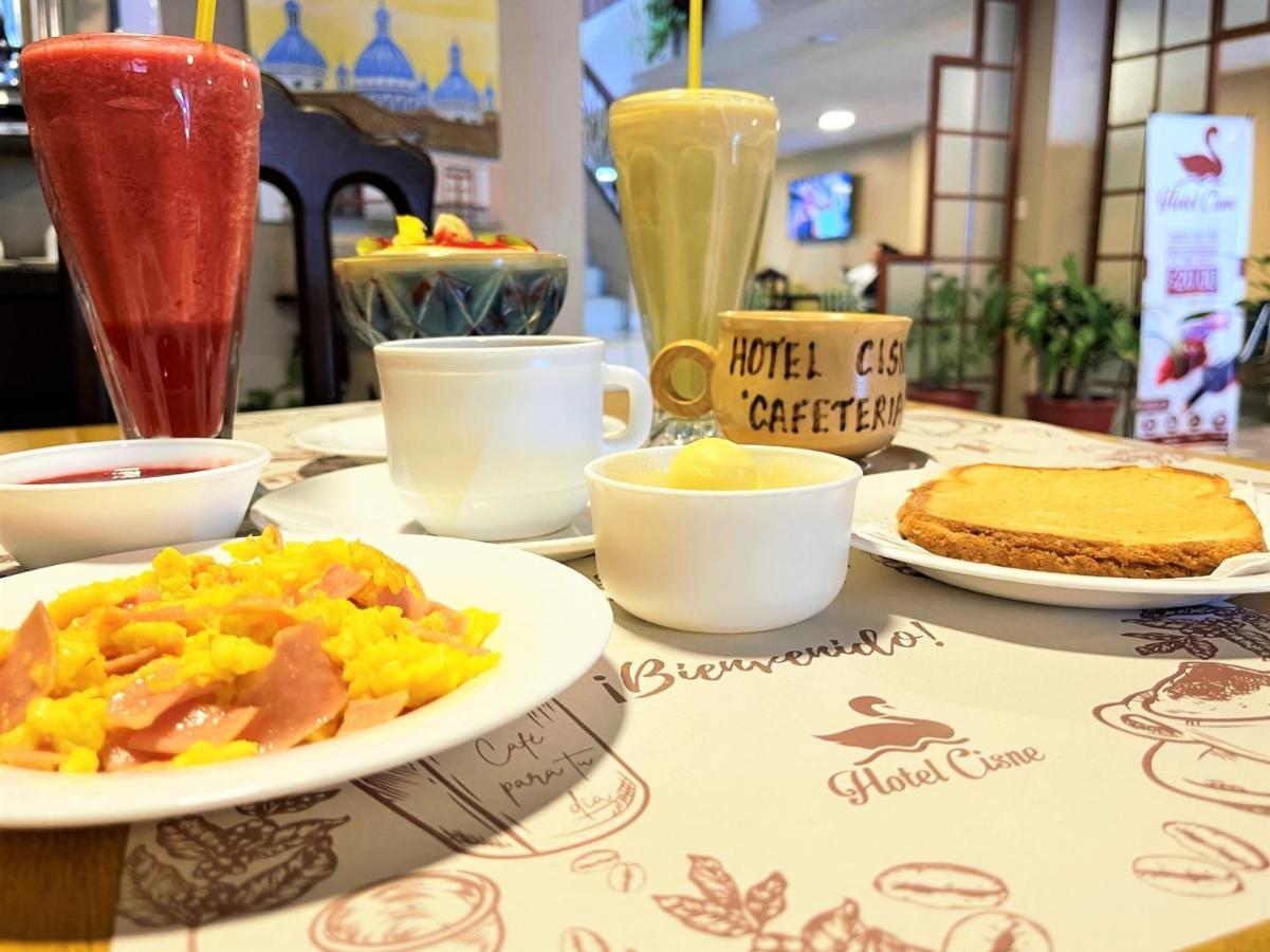 Hotel Cisne كوينكا المظهر الخارجي الصورة